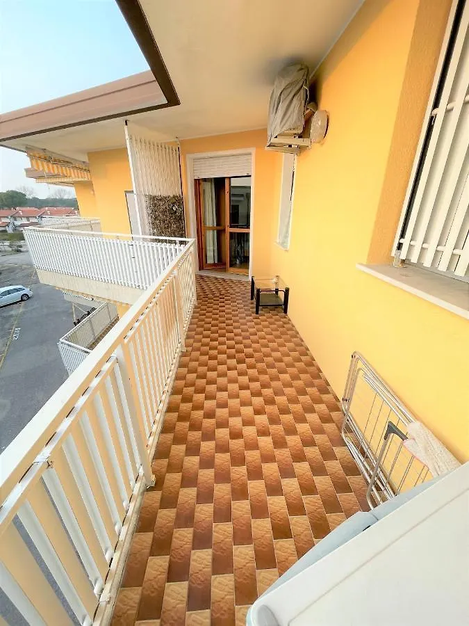 Condominio Miriam Bibione 0*,